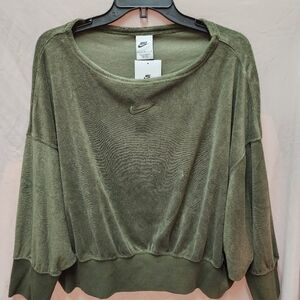 NWT Nike Terry Cloth Pullover.